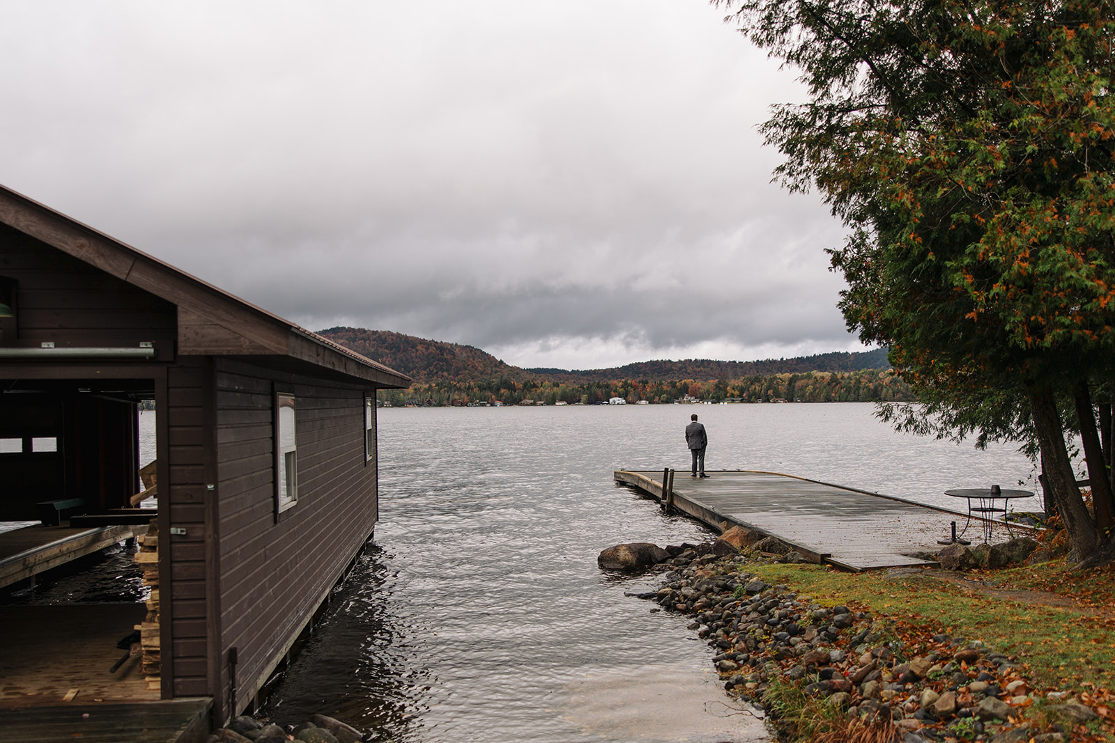 upstate New York Adirondack mountain elopement timeline from Erica Warren Photography