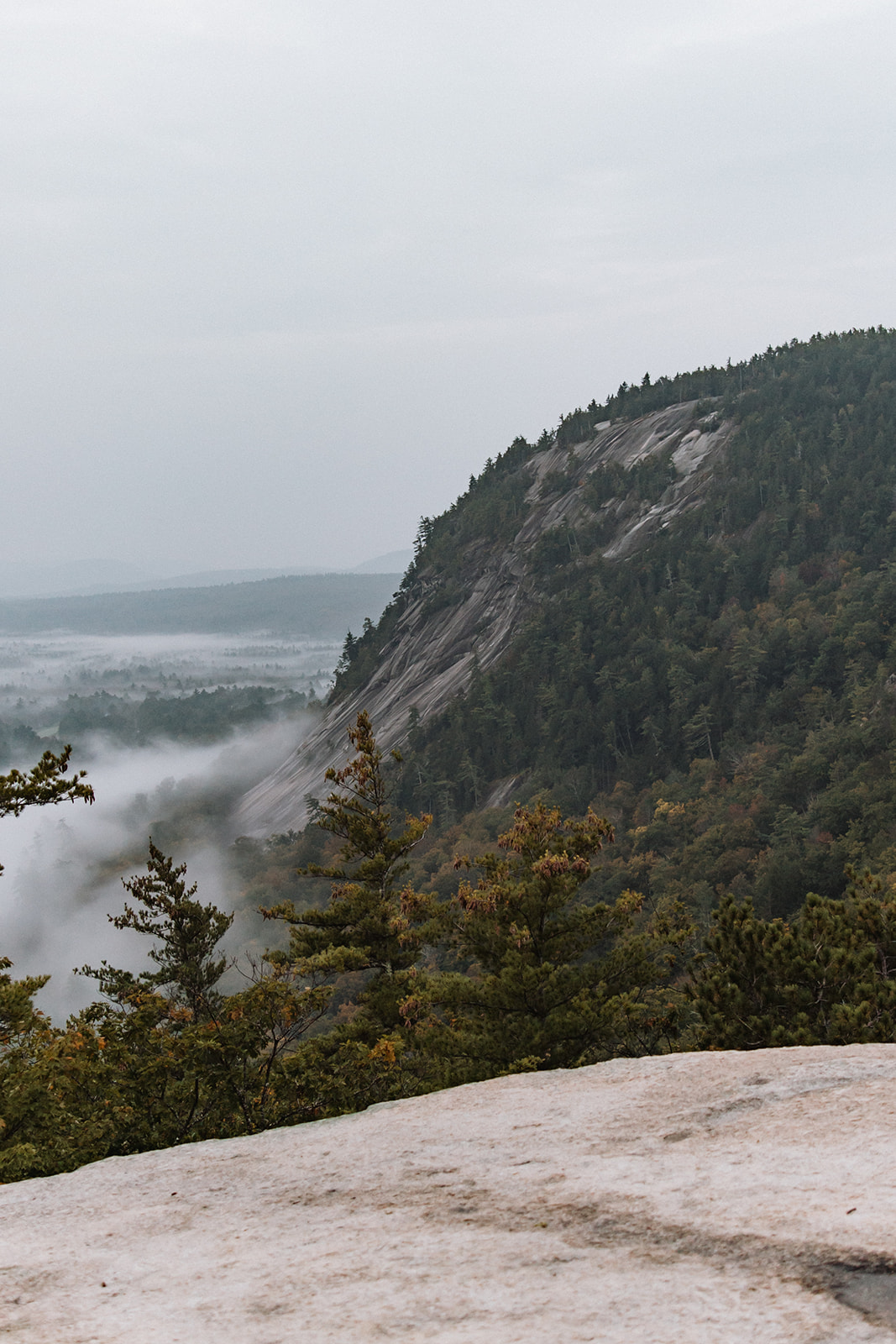 elopement on the edge of the world in New Hampshire