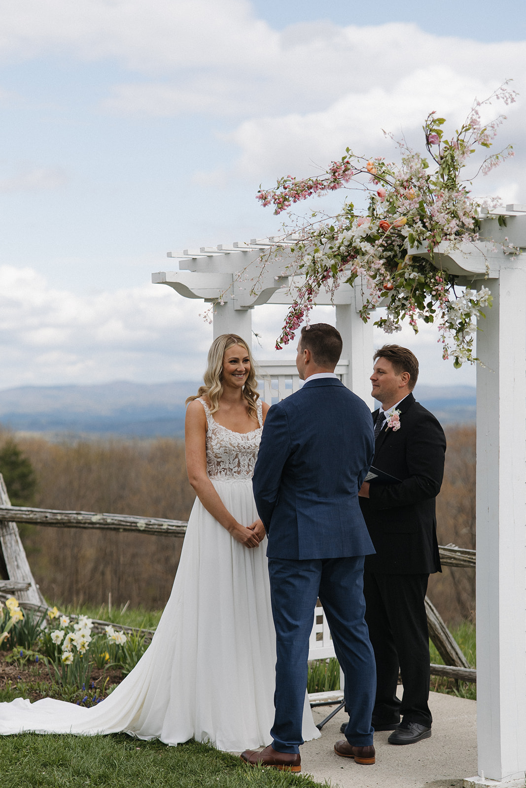 7 stunning outdoor New Hampshire wedding venues