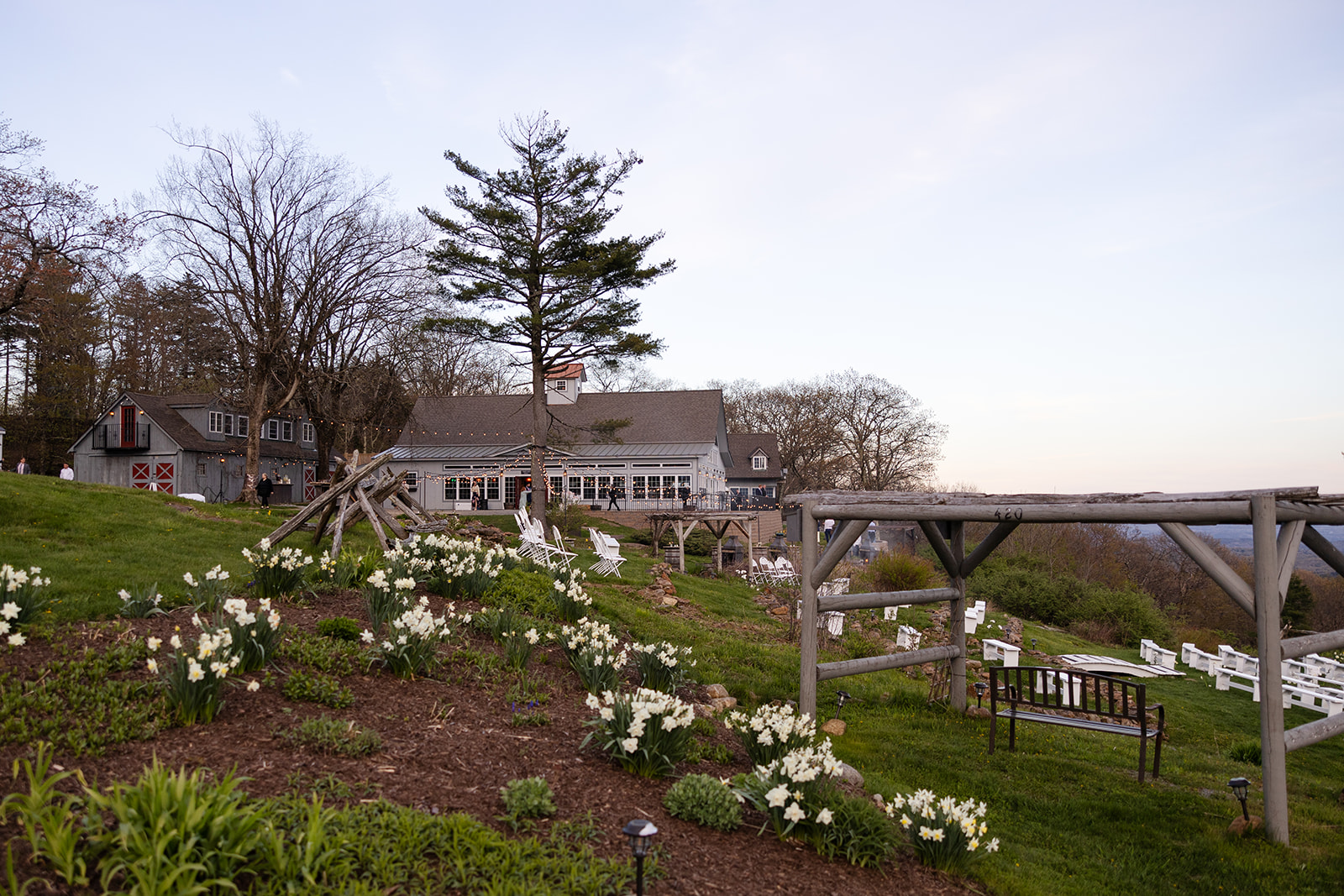 7 stunning outdoor New Hampshire wedding venues