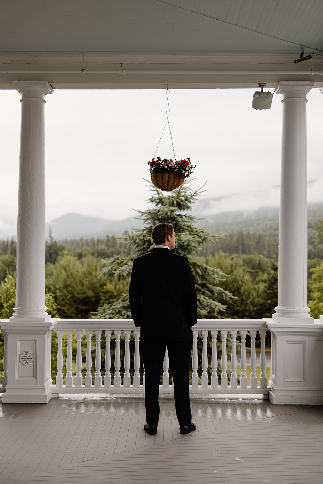 candid first look photos from a rainy New Hampshire wedding day