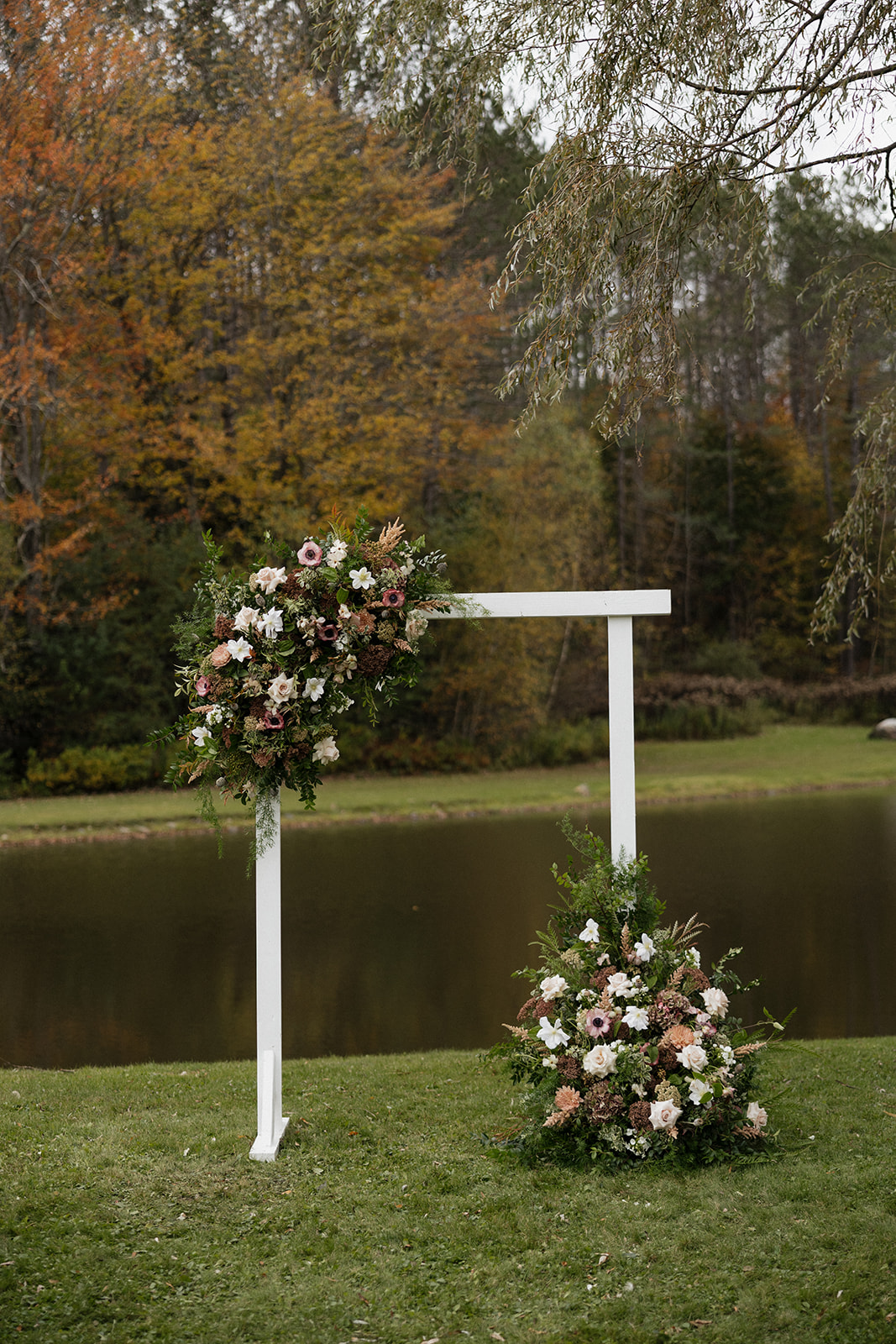 elegant details of a Vermont wedding day