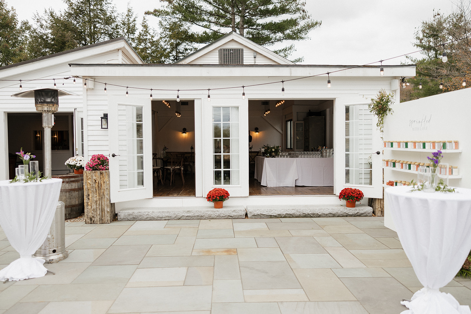 elegant details of a Vermont wedding day