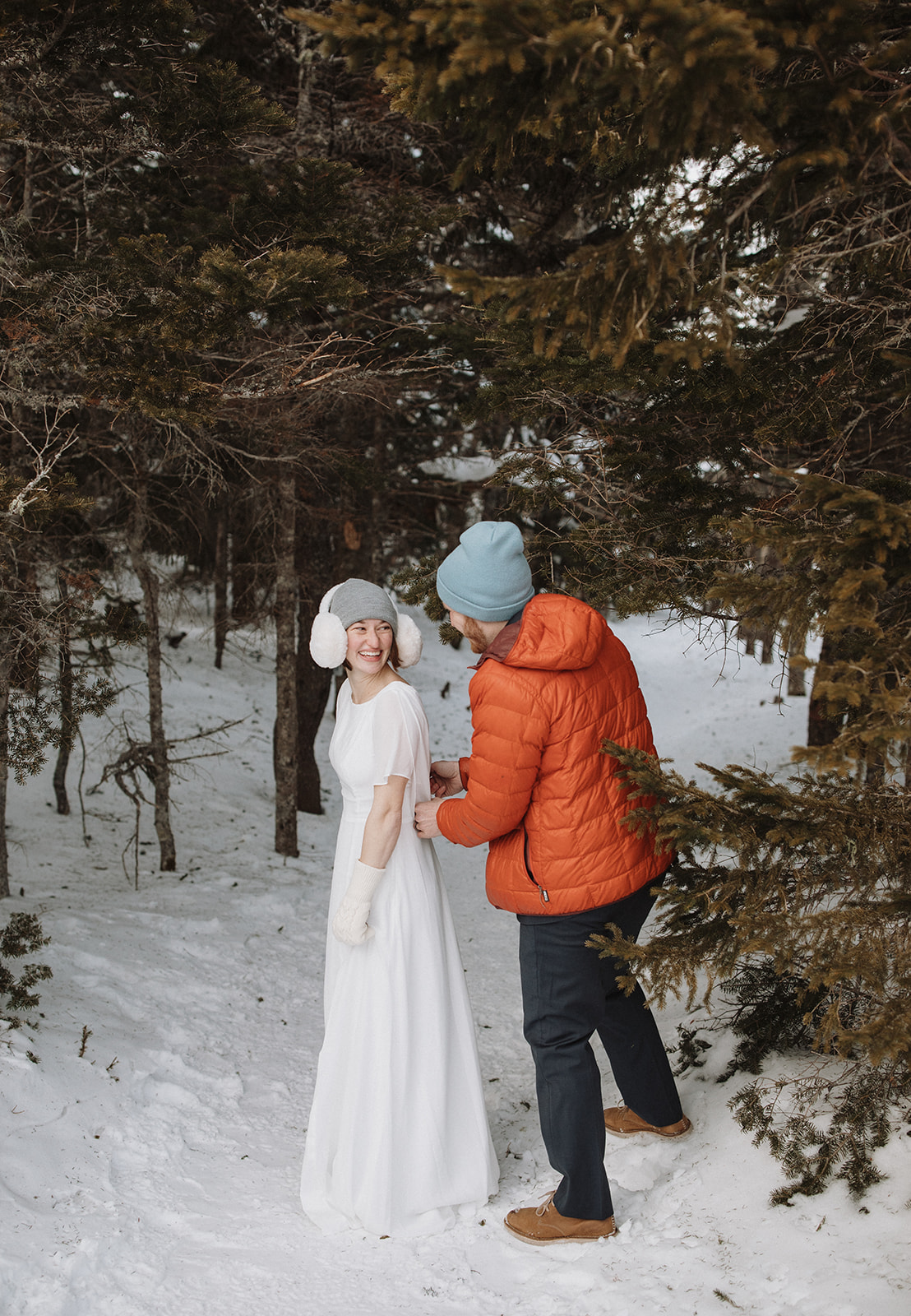 stunning couple pose together during their New Hampshire elopement at Mt. Willard