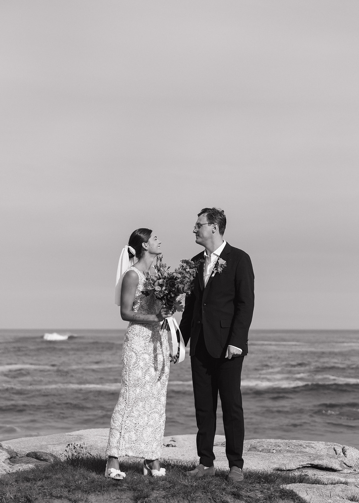 stunning documentary style wedding photography from Erica Warren 