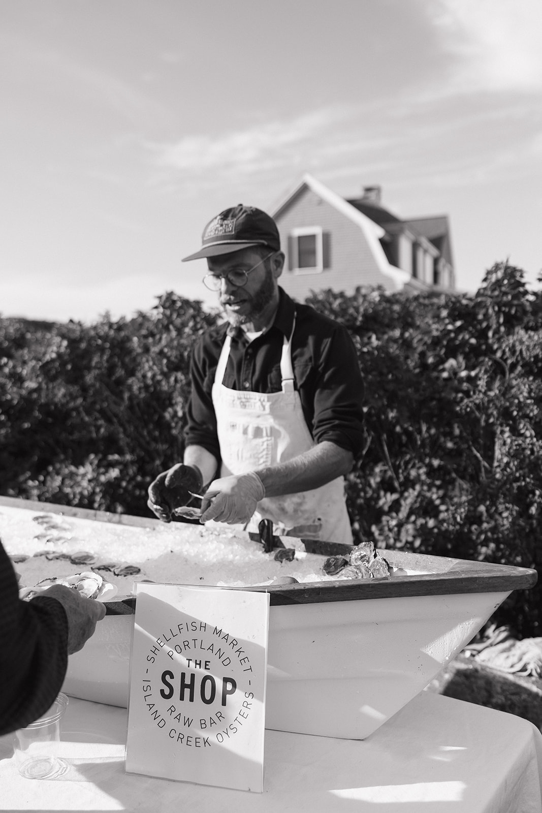 stunning documentary style wedding photography from Erica Warren 