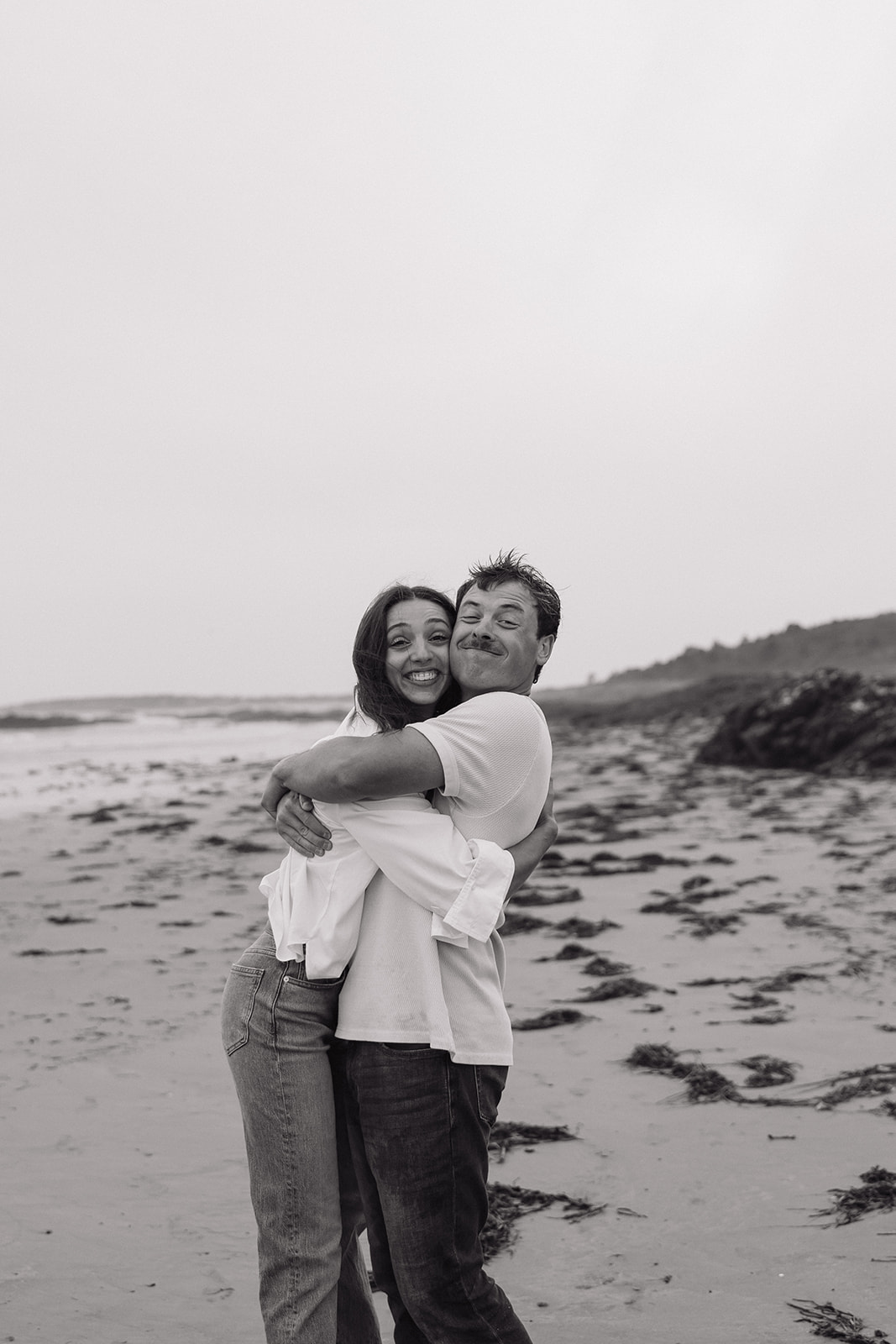 beautiful Maine beach engagement photos