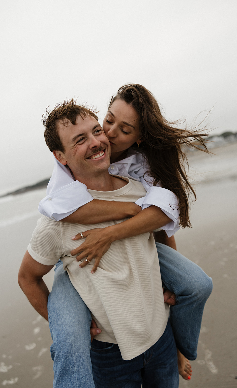 beautiful Maine beach engagement photos