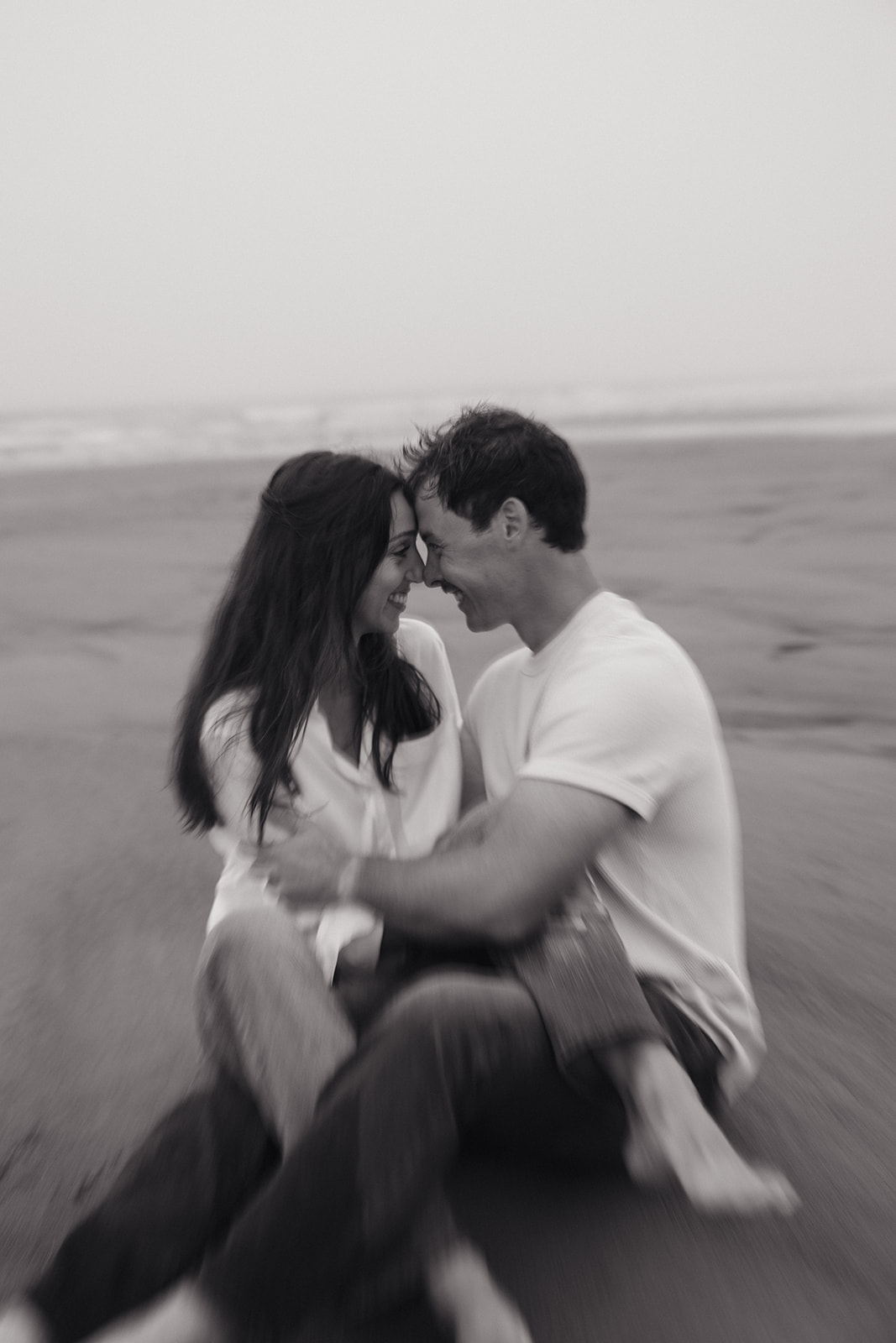 beautiful Maine beach engagement photos