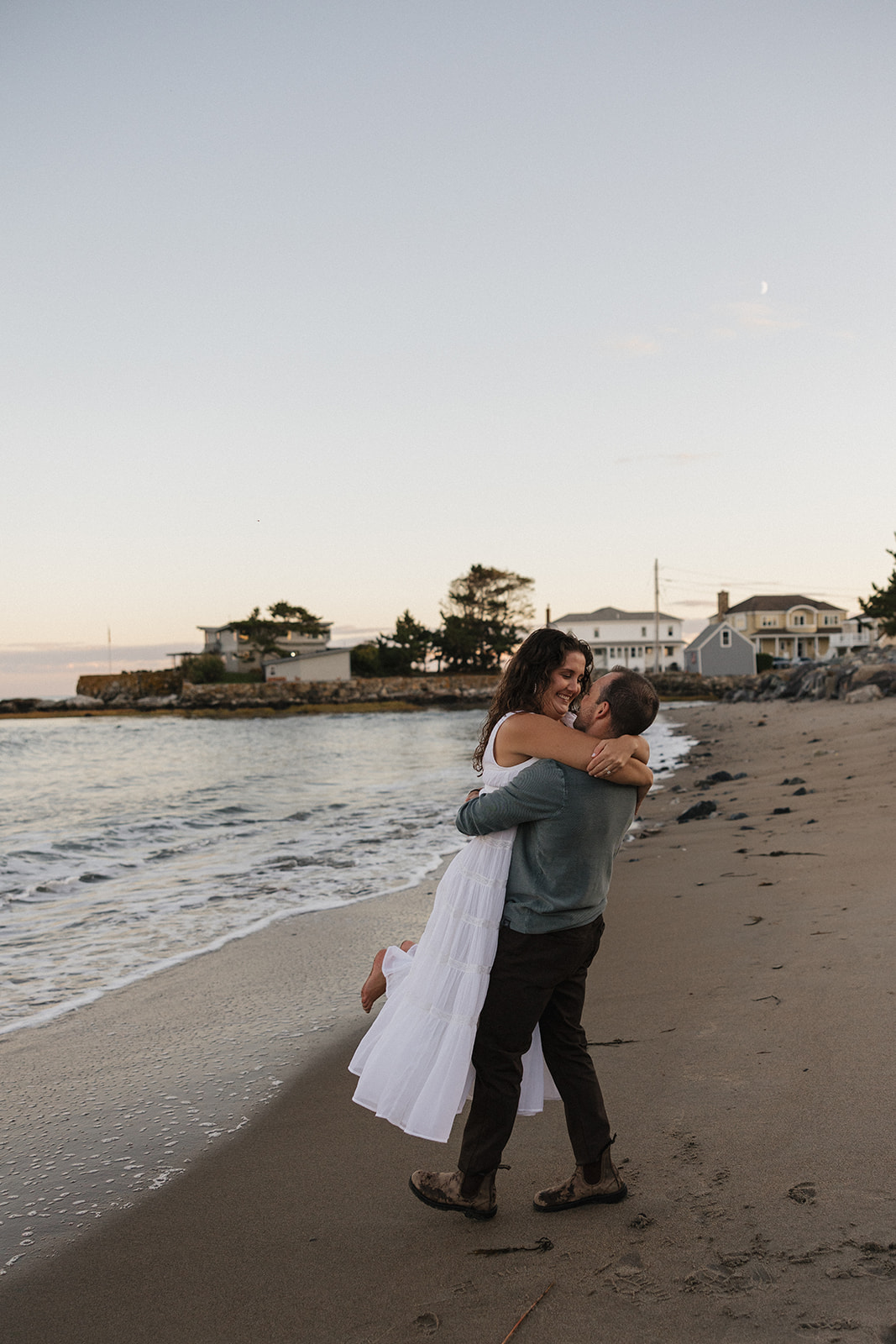 stunning East Coast engagement photo from Erica Warren