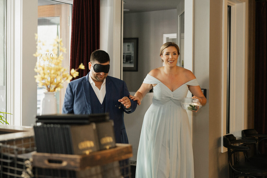 documentary style wedding photography often takes more time, make sure to pencil in more time into your wedding photography timeline!