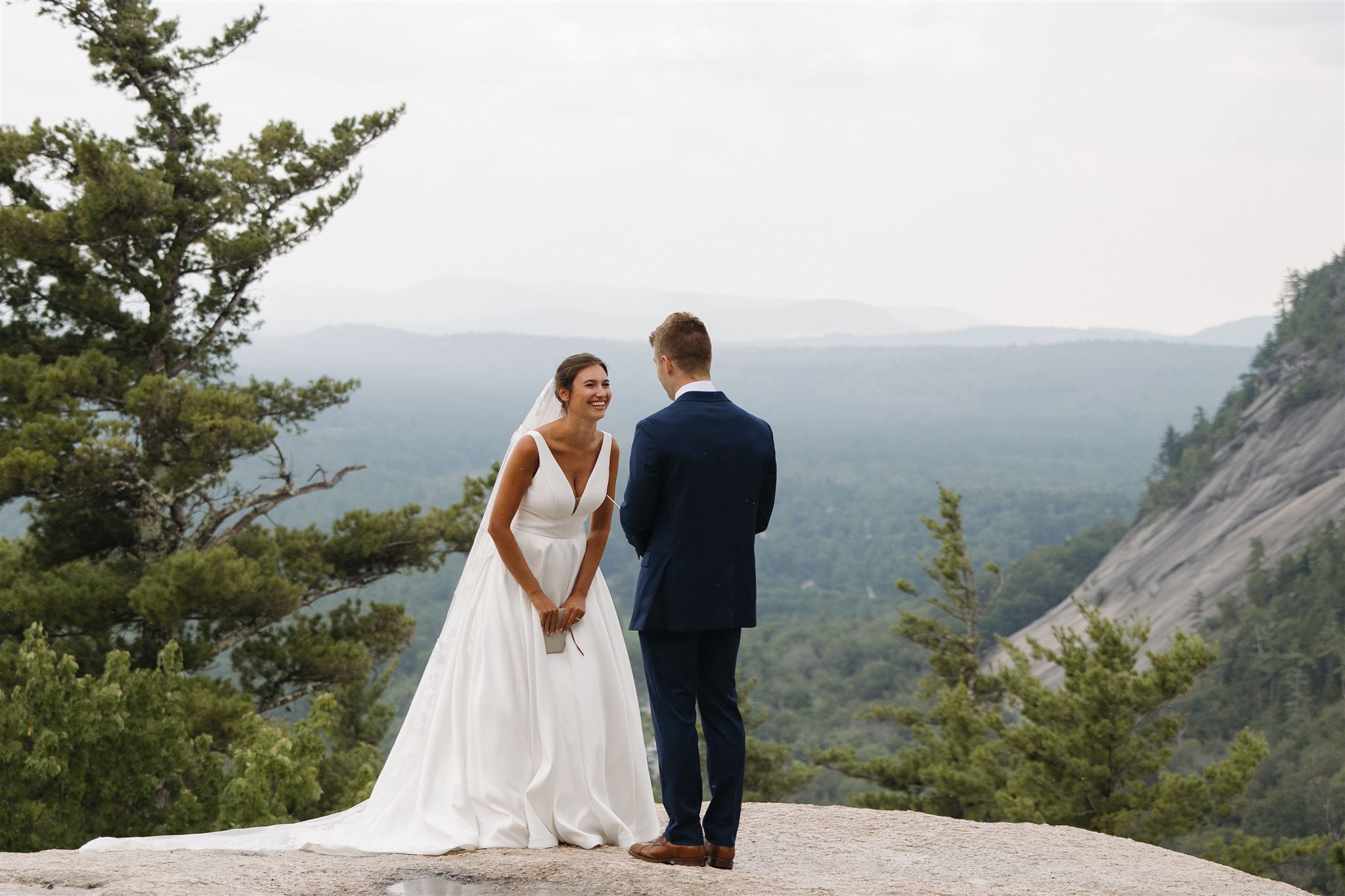 Private vows at the stunning Cathedral Ledge cliffs in New Hampshire