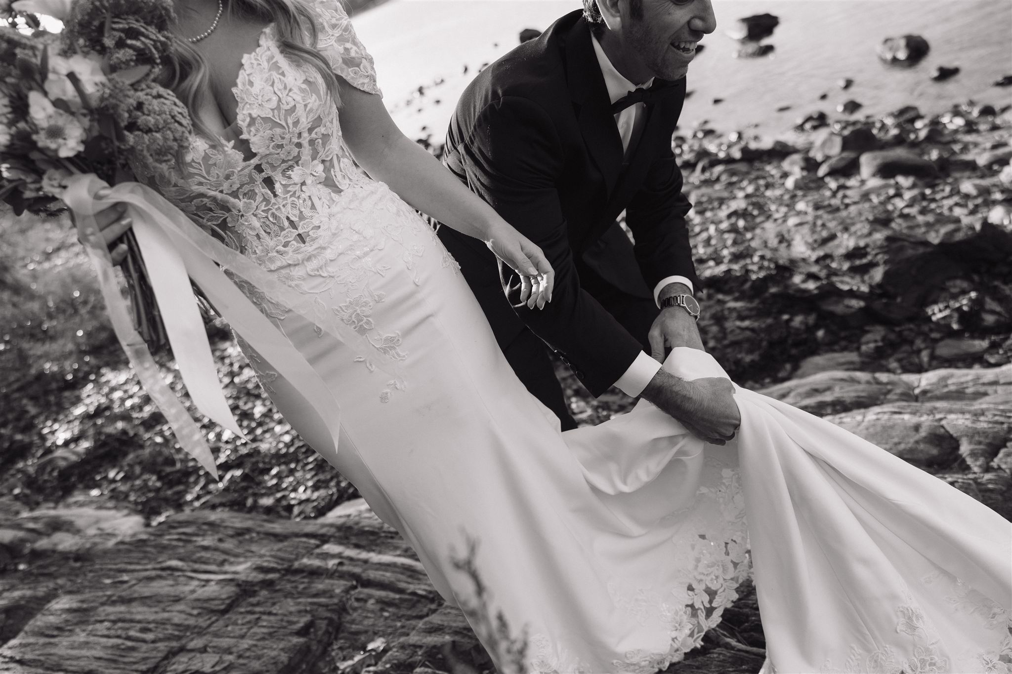 couple share moments on the Maine beach