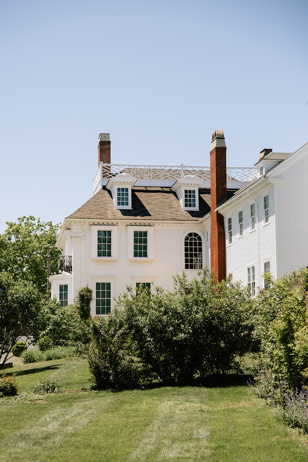 Portsmouth NH Wedding Venue Langdon House Photographed by Erica Warren Photography
