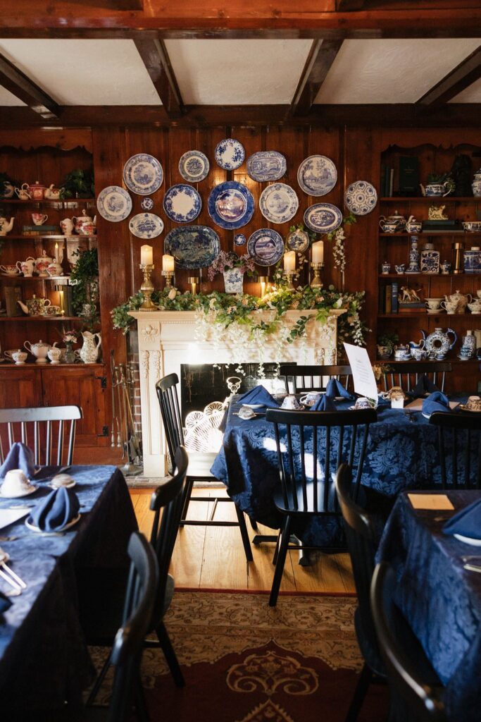 plate wall is a nostalgic touch to a wedding reception venue